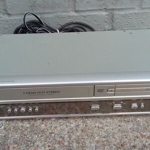 Philips Silver DVD/VCR 4-Head Hi-Fi Stereo Combo